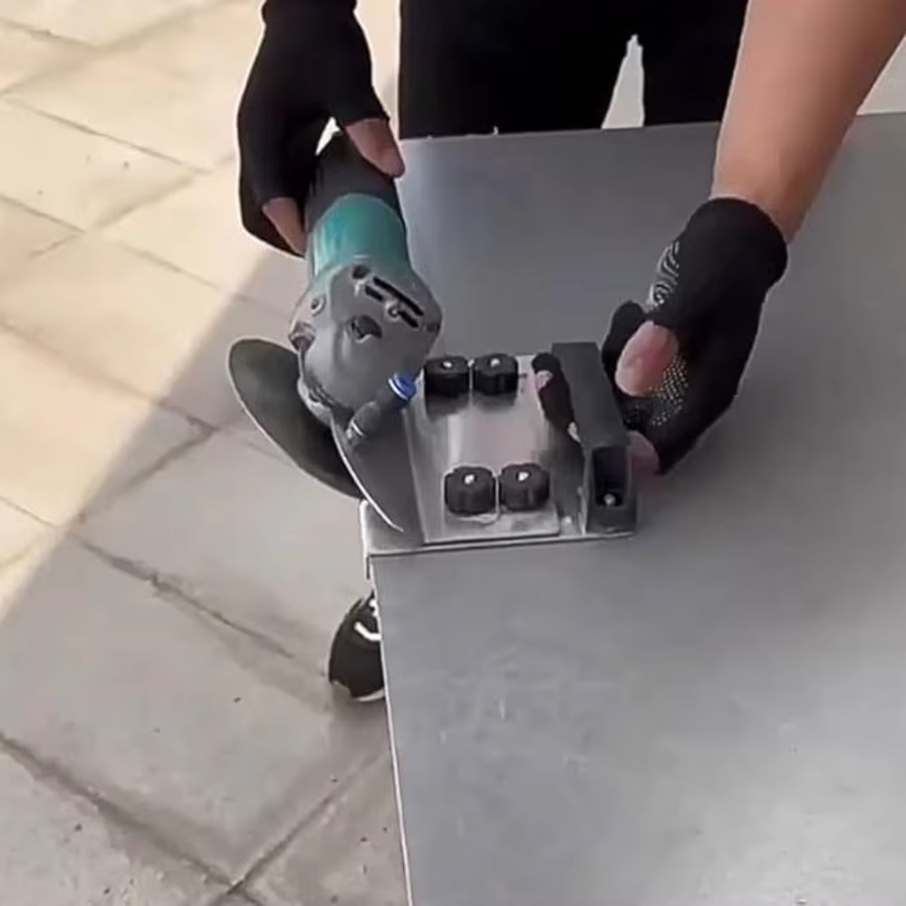 SUPPORT TRONCONNEUSE 45 DEGREE 115MM أداة قطع الزوايا المائلة 45 درجة
